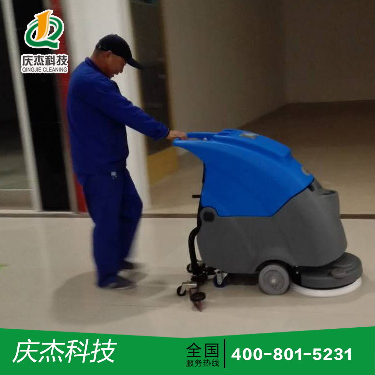哪些領(lǐng)域可以選擇洗地機？